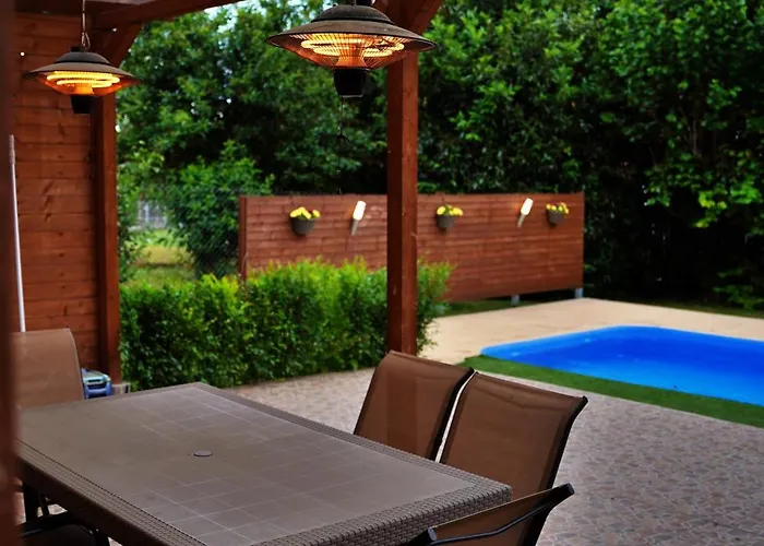 Vakantiehuis Annie Lesencetomaj